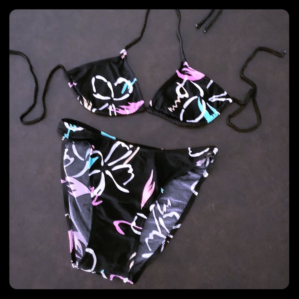 Summer Bikini blast set gift 🎁
